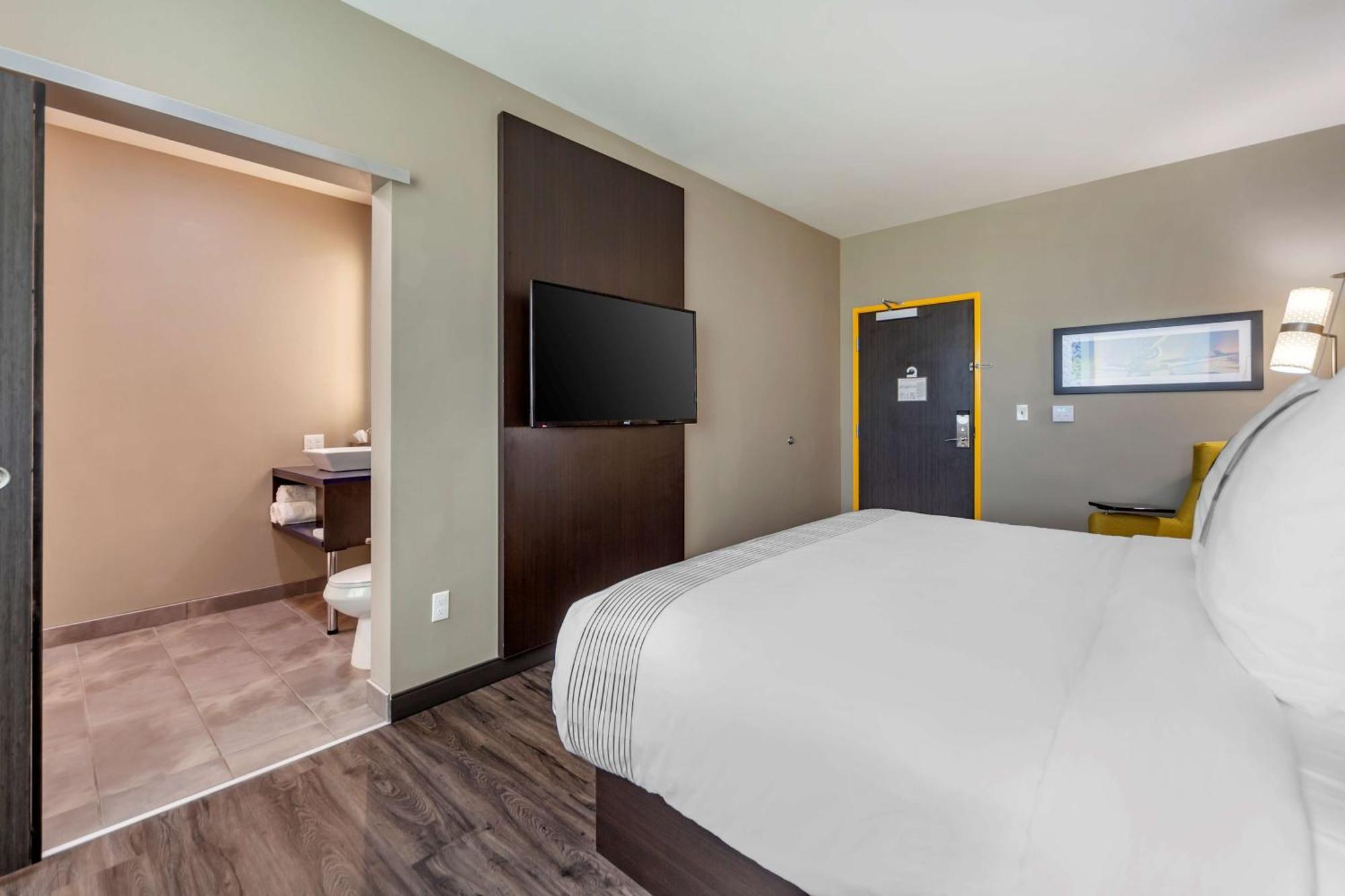 Glo Best Western Dawley Farms In Sioux Falls Exterior photo