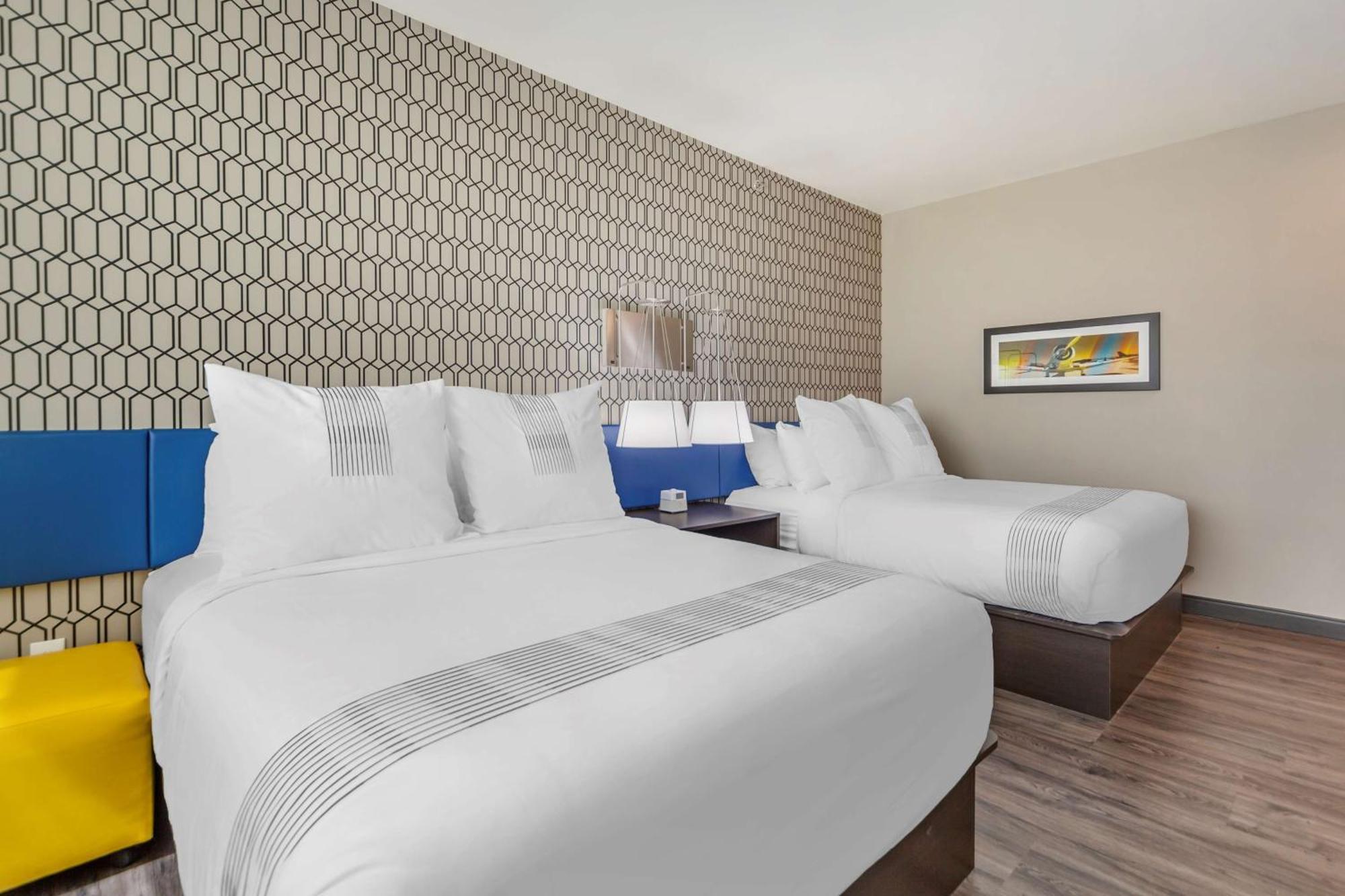 Glo Best Western Dawley Farms In Sioux Falls Exterior photo